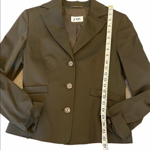 JOBIS Brown Tailored Short Fitted 3 Button Blazer - Picture 7 of 8